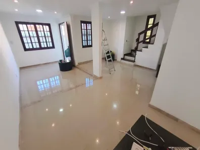 Casa com 3 Quartos para alugar, 140m² no São Marcos, Macaé