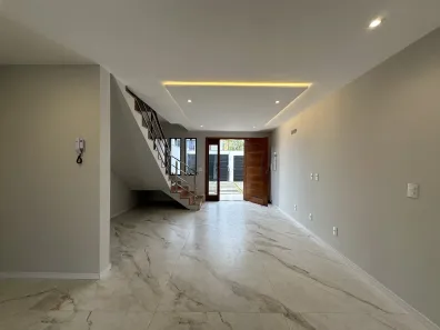 Casa com 3 Quartos à venda, 189m² no Manguinhos, Serra