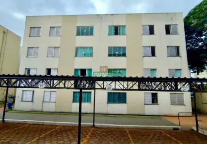 Apartamento com 3 Quartos para alugar, 66m² no Vila Bosque, Maringá