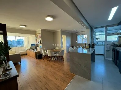 Apartamento com 2 Quartos à venda, 82m² no Passo da Areia, Porto Alegre