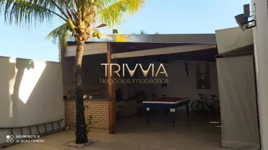 Casa com 3 Quartos à venda, 244m² no Jardim Colina, Uberlândia