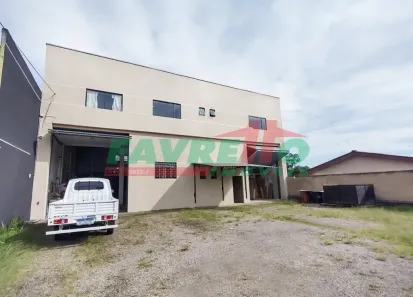 Galpão/Depósito/Armazém à venda, 462m² no Centro, Pinhais