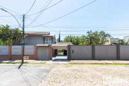 Casa com 4 Quartos à venda, 520m² no Guarujá, Porto Alegre