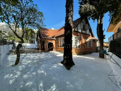 Casa com 3 Quartos à venda, 350m² no Pacaembu, São Paulo
