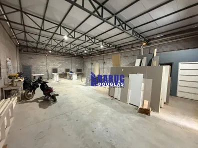 Galpão/Depósito/Armazém à venda, 220m² no Jardim Imperial, Cuiabá