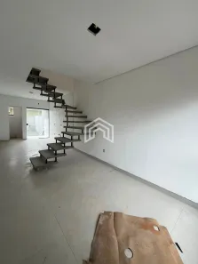 Casa com 2 Quartos à venda, 71m² no Jardim Iririú, Joinville