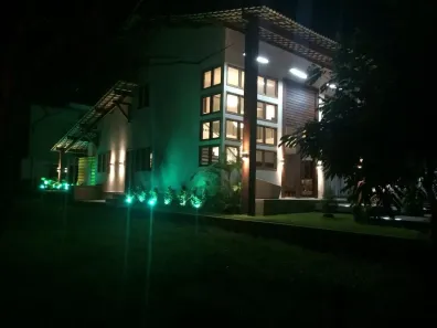 Casa de Condomínio com 4 Quartos para alugar, 256m² no Alpes Suiços, Gravatá