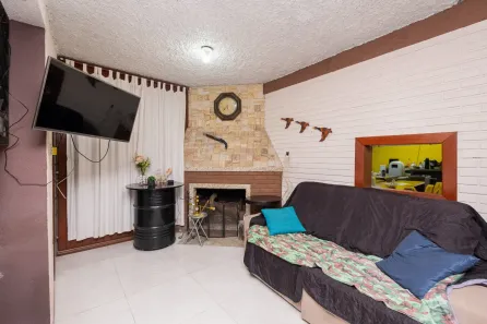 Sobrado com 2 Quartos à venda, 200m² no Areal, Pelotas