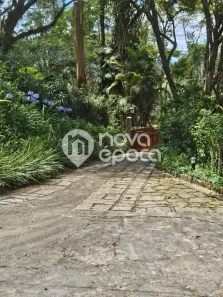 Fazenda/Sítio com 4 Quartos à venda, 150m² no Araras, Petrópolis