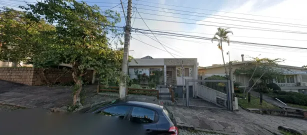 Consultório para alugar, 52m² no Três Figueiras, Porto Alegre