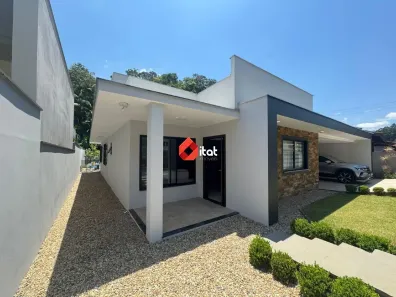 Casa com 3 Quartos para alugar, 104m² no Vila Lenzi, Jaraguá do Sul