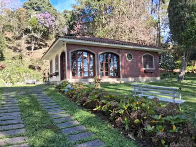 Fazenda/Sítio com 3 Quartos à venda, 150m² no Cascatinha, Nova Friburgo