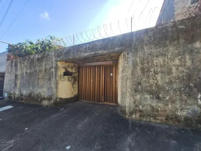 Casa com 3 Quartos à venda, 165m² no Passaré, Fortaleza