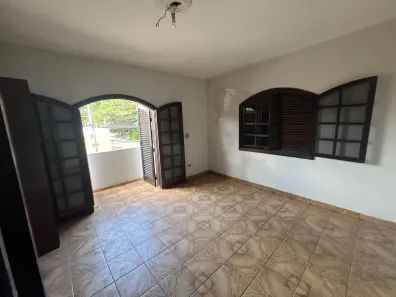 Casa com 3 Quartos para alugar, 225m² no Parque Orlanda II, Piracicaba