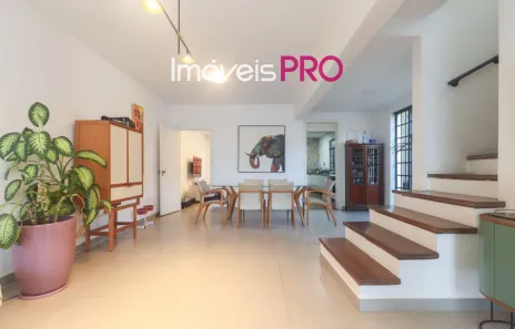 Casa com 3 Quartos à venda, 210m² no Indianópolis, São Paulo