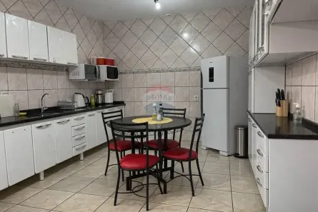 Casa com 3 Quartos à venda, 210m² no Ilda, Aparecida de Goiânia