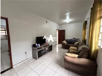 Casa com 3 Quartos à venda, 170m² no Brasil, Uberlândia