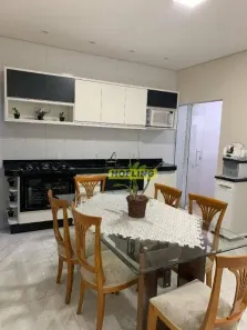 Casa com 2 Quartos à venda, 111m² no Estádio, Rio Claro