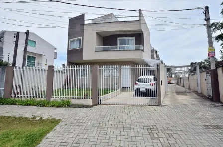 Casa de Condomínio com 3 Quartos à venda, 128m² no Uberaba, Curitiba
