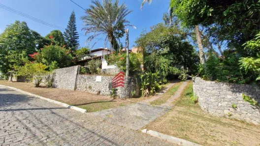 Casa de Condomínio com 4 Quartos à venda, 430m² no Badu, Niterói