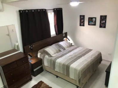Casa com 2 Quartos à venda, 81m² no Vila Valença, São Vicente