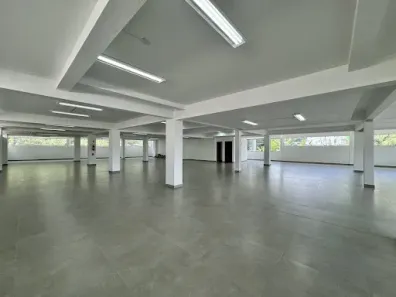 Sala Comercial para alugar, 533m² no Ponta Aguda, Blumenau