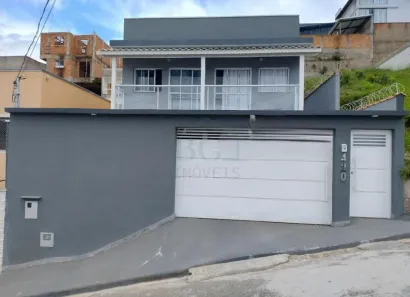 Casa com 3 Quartos à venda, 198m² no Jardim Bandeirantes, Poços de Caldas