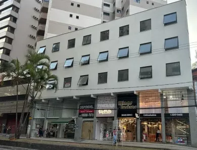 Ponto Comercial à venda, 80m² no São Mateus, Juiz de Fora