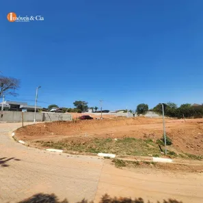 Lote/Terreno à venda, 600m² no Vila Dom Pedro, Atibaia