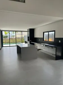 Casa de Condomínio com 4 Quartos à venda, 285m² no Gávea, Uberlândia