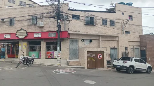 Imóvel Comercial com 3 Quartos para alugar, 173m² no Liberdade, Salvador