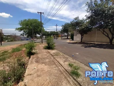 Lote/Terreno à venda, 600m² no Núcleo Residencial Presidente Geisel, Bauru