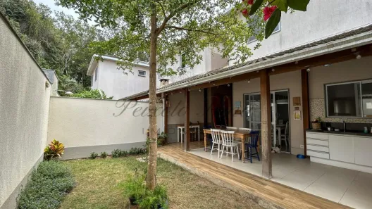 Casa com 3 Quartos à venda, 145m² no Bicanga, Serra