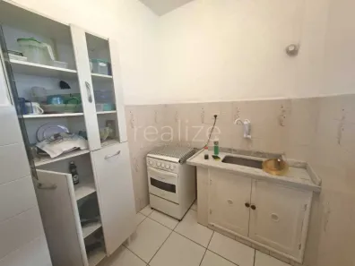 Kitnet com 1 Quarto à venda, 33m² no Guilhermina, Praia Grande