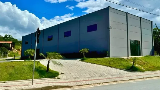 Galpão/Depósito/Armazém à venda, 540m² no , Canelinha