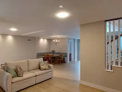 Casa com 4 Quartos à venda, 235m² no Nações, Balneário Camboriú