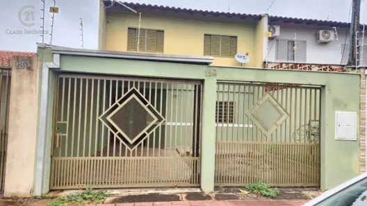 Casa com 3 Quartos para alugar, 240m² no Antares, Londrina