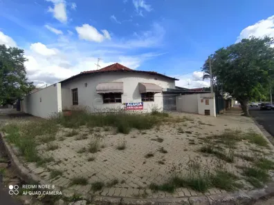 Imóvel Comercial com 3 Quartos à venda, 191m² no Vila Velosa, Araraquara