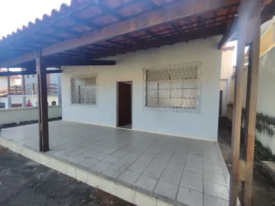 Casa com 4 Quartos à venda, 360m² no Minascaixa, Belo Horizonte