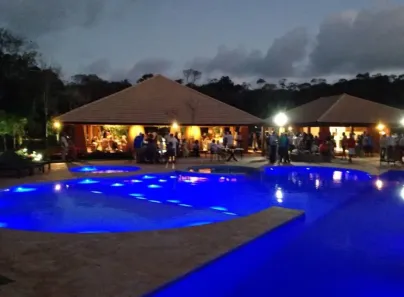 Casa de Condomínio com 4 Quartos à venda, 400m² no , Mata de São João