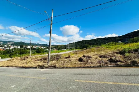 Lote/Terreno à venda, 300m² no São Sebastião, Palhoça