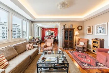 Apartamento com 3 Quartos à venda, 190m² no Rio Branco, Porto Alegre