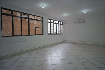 Sala Comercial para alugar, 157m² no Centro Histórico, Porto Alegre