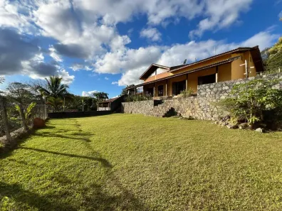 Fazenda/Sítio com 3 Quartos à venda, 1047m² no Jardim Itapema, Guararema