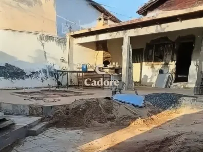 Casa com 3 Quartos à venda, 260m² no Santa Mônica, Uberlândia