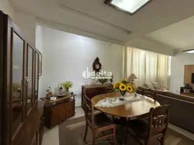 Apartamento com 3 Quartos à venda, 96m² no Santa Mônica, Uberlândia