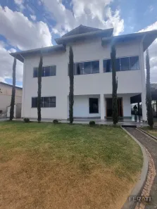 Sobrado com 4 Quartos à venda, 434m² no Parque Iracema, Anápolis