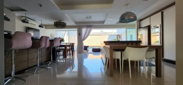 Casa de Condomínio com 4 Quartos à venda, 440m² no Estados, Balneário Camboriú