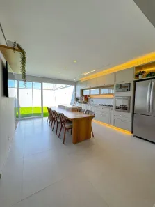 Casa com 3 Quartos à venda, 196m² no Morada de Laranjeiras, Serra