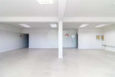Prédio Comercial para alugar, 1051m² no Canindé, São Paulo